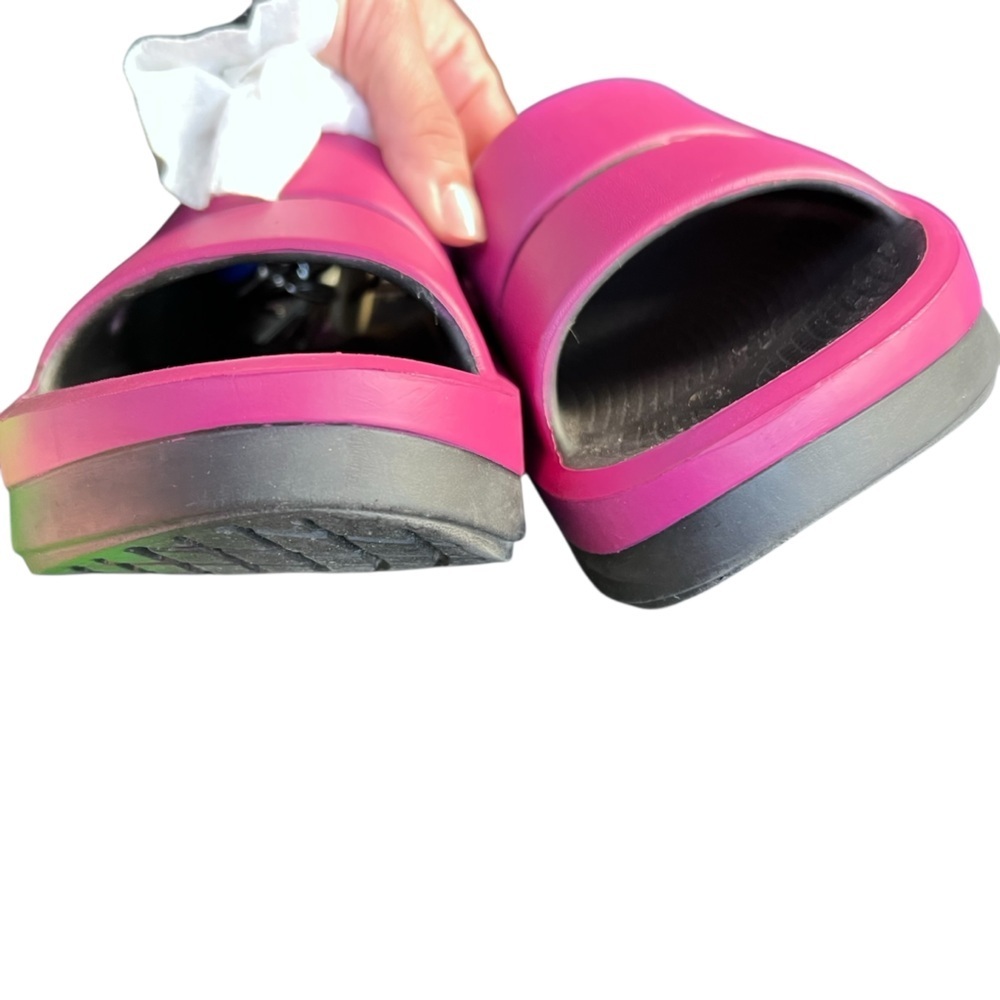 Oofos Oomega Ooahh Stacked Sandals - Picture 5 of 8